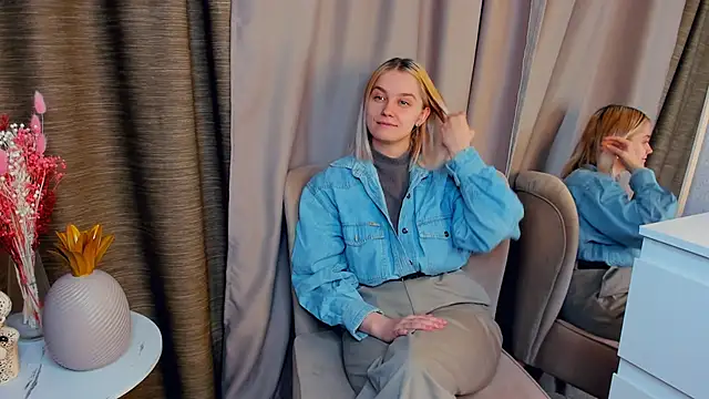 AveIinaStromain online show from 5, 3, 2026