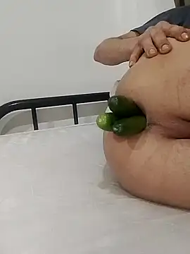 PitifulSky8 online show from 5, 3, 2026