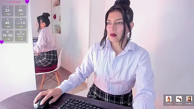 jaade doll online show from 13, 4, 2026