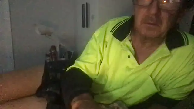 Snapshot of MrBombasticxxx chatting on 10, 7, 2026 MrBombasticxxx online show from 10, 7, 2026