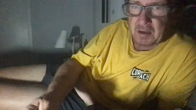 Snapshot of MrBombasticxxx chatting on 15, 7, 2026 MrBombasticxxx online show from 15, 7, 2026