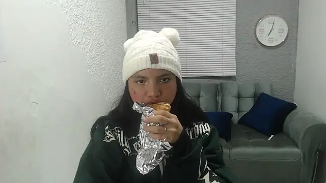 kimmyfuckass online show from 20, 4, 2026