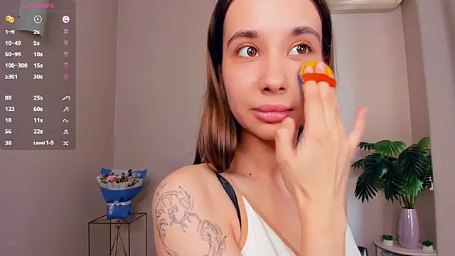 LaceyLettman online show from 13, 4, 2026