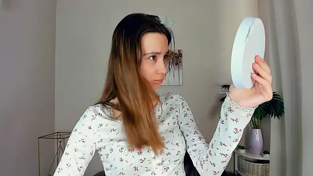 LaceyLettman online show from 22, 3, 2026