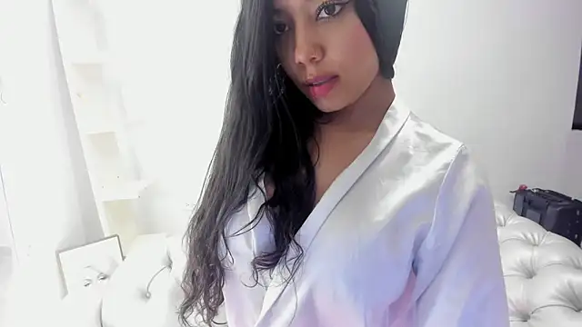 KoralCruz  online show from 6, 3, 2026