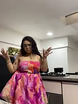 AlmaraRouge online show from 30, 4, 2026