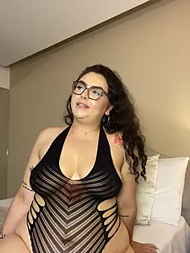 AlmaraRouge online show from 15, 7, 2026