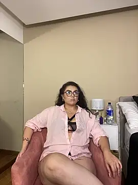 AlmaraRouge online show from 23, 4, 2026