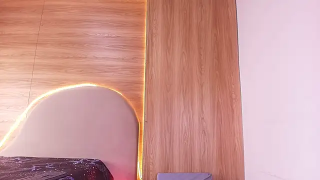 kiara lp online show from 18, 4, 2026