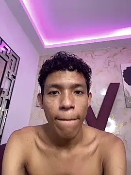 SKINNY BOYXXX online show from 18, 3, 2026