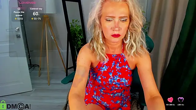 Snapshot of Ledi_Luna chatting on 12, 6, 2026 Ledi Luna online show from 12, 6, 2026