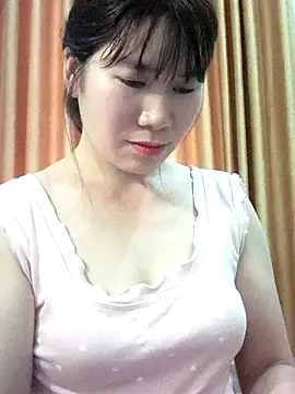 Snapshot of Bondgirl_9 chatting on 28, 4, 2026 Bondgirl 9 online show from 28, 4, 2026
