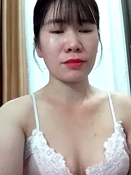 Snapshot of Bondgirl_9 chatting on 26, 5, 2026 Bondgirl 9 online show from 26, 5, 2026