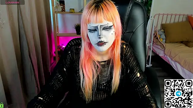 Necucuby online show from 18, 5, 2026