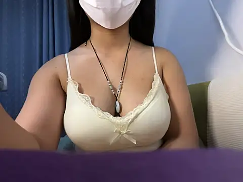 Snapshot of Titi-005 chatting on 12, 5, 2026 Titi-005 online show from 12, 5, 2026