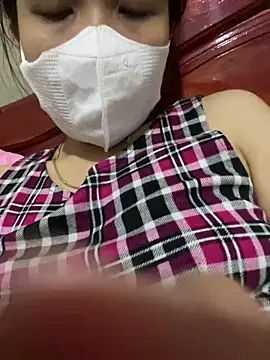 Layla 2x online show from 3, 3, 2026