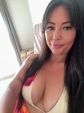 Tammy Tease online show from 28, 4, 2026