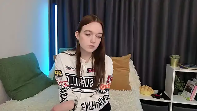 SunyLily online show from 11, 3, 2026