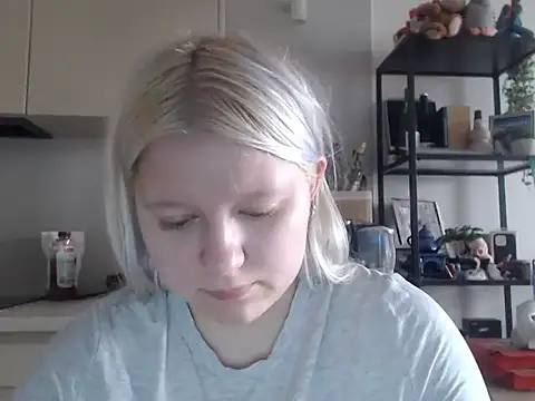 Snapshot of LenaSecret19 chatting on 13, 7, 2026 LenaSecret19 online show from 13, 7, 2026