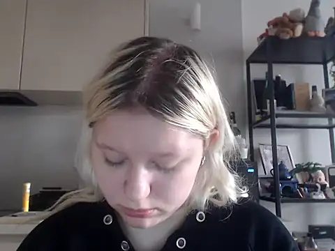 Snapshot of LenaSecret19 chatting on 17, 6, 2026 LenaSecret19 online show from 17, 6, 2026
