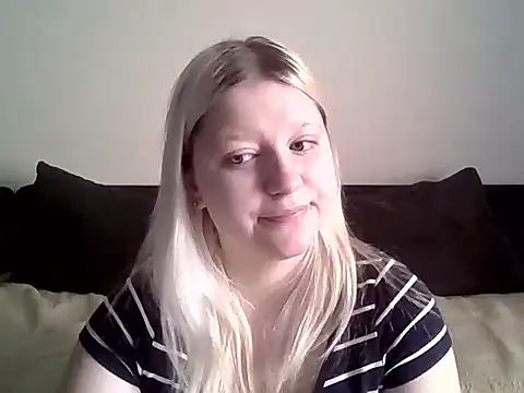 LenaSecret19 online show from 13, 3, 2026