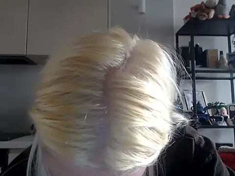 Snapshot of LenaSecret19 chatting on 7, 7, 2026 LenaSecret19 online show from 7, 7, 2026