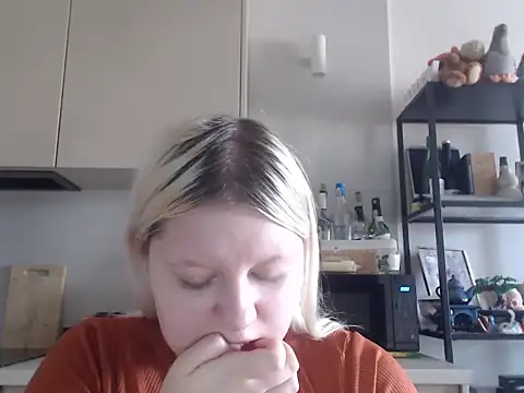 Snapshot of LenaSecret19 chatting on 16, 6, 2026 LenaSecret19 online show from 16, 6, 2026