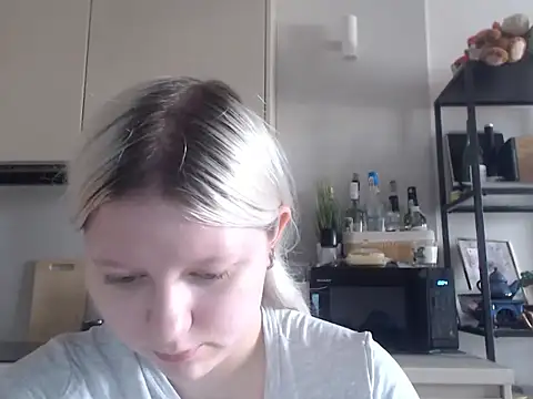 Snapshot of LenaSecret19 chatting on 19, 6, 2026 LenaSecret19 online show from 19, 6, 2026