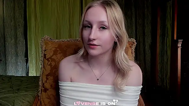 CatarinaGulla online show from 18, 4, 2026