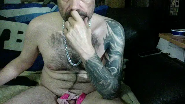Snapshot of KinkyTOMan chatting on 1, 6, 2026 KinkyTOMan online show from 1, 6, 2026