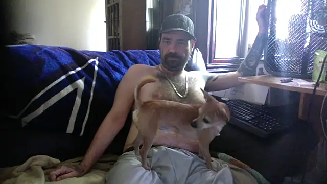 Snapshot of KinkyTOMan chatting on 10, 6, 2026 KinkyTOMan online show from 10, 6, 2026