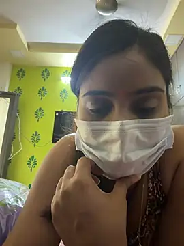 nikki catz online show from 2, 4, 2026