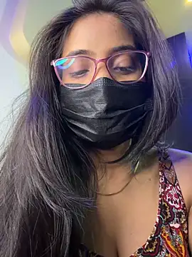 nikki catz online show from 4, 4, 2026