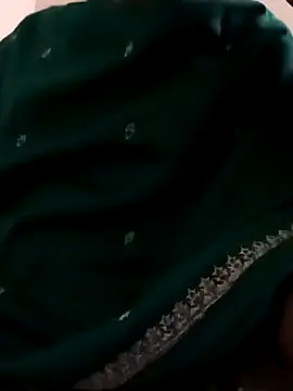 niyashree100 online show from 5, 3, 2026