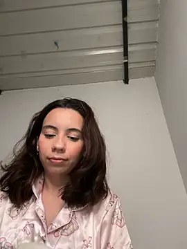 Nicole Cute04 online show from 23, 4, 2026