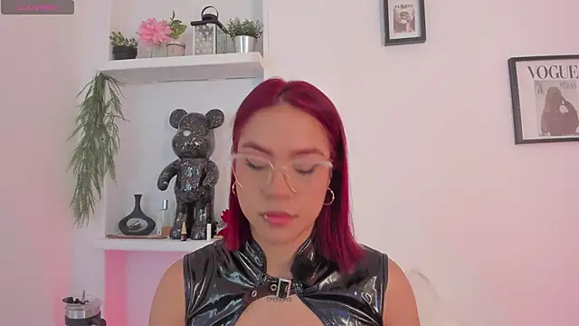 Im Scarlett  online show from 19, 3, 2026