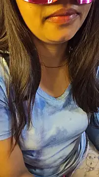 Snapshot of Mallugirlforu chatting on 6, 8, 2026 Mallugirlforu online show from 6, 8, 2026