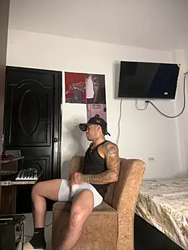 Kenny romano online show from 21, 4, 2026