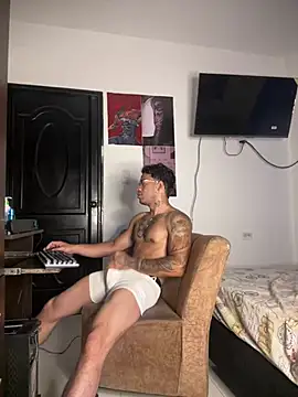 Kenny romano online show from 20, 4, 2026