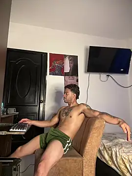 Snapshot of Kenny_romano chatting on 25, 4, 2026 Kenny romano online show from 25, 4, 2026