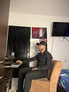 Kenny romano online show from 2, 4, 2026