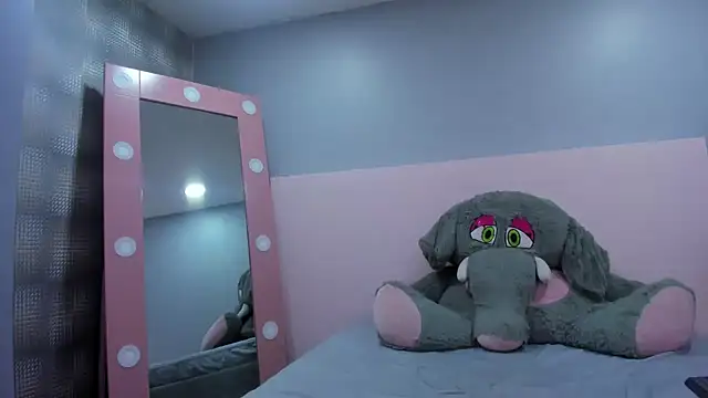 Sol Radiant online show from 26, 3, 2026