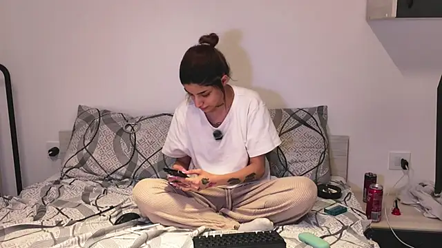 sweelexy online show from 13, 4, 2026