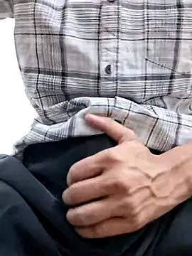 sexypenisboy online show from 11, 3, 2026