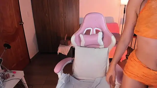 hi kiittyy online show from 19, 3, 2026