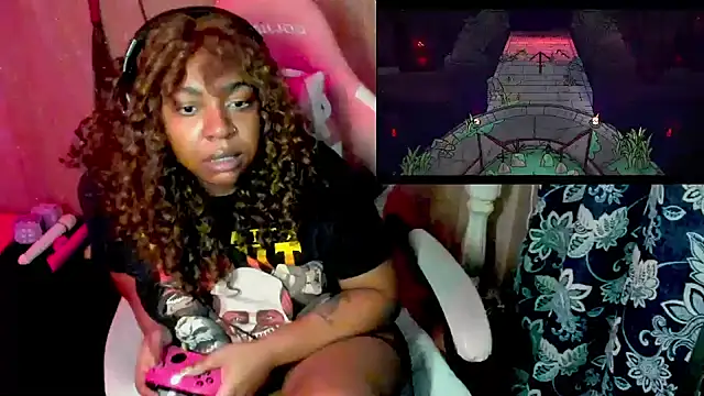 Snapshot of Goddess_MercedesRedd chatting on 24, 4, 2026 Goddess MercedesRedd online show from 24, 4, 2026