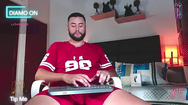 daniel hunther online show from 7, 4, 2026