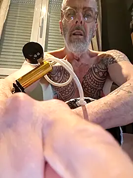 Snapshot of XXX666HEIL chatting on 7, 5, 2026 XXX666HEIL online show from 7, 5, 2026