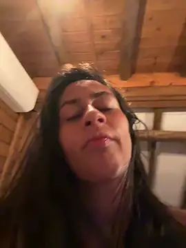 Geovana blan online show from 24, 4, 2026