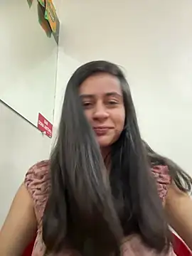 Geovana blan online show from 11, 4, 2026